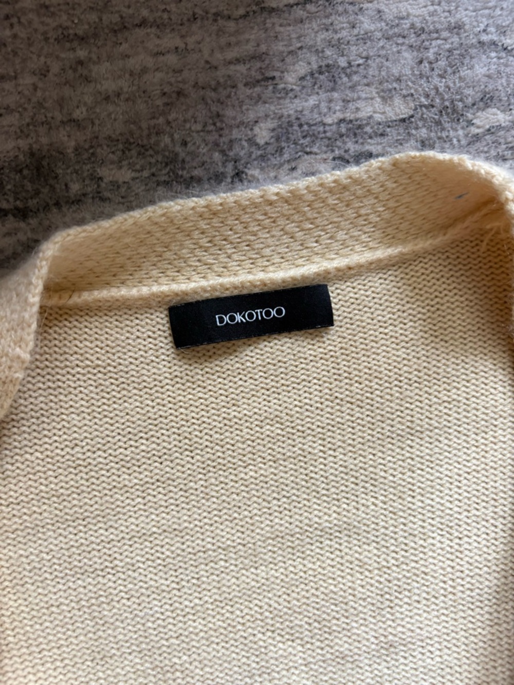 DOKOTOO Striped Sleeve Beige/Cream Cardigan Sweater Medium Long Sleeve sz L - Picture 5 of 8